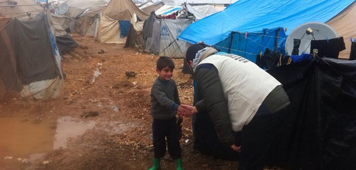 İhtiyaç Sahiplerine Yardım Etmenin Manevi Kazancı Nedir?