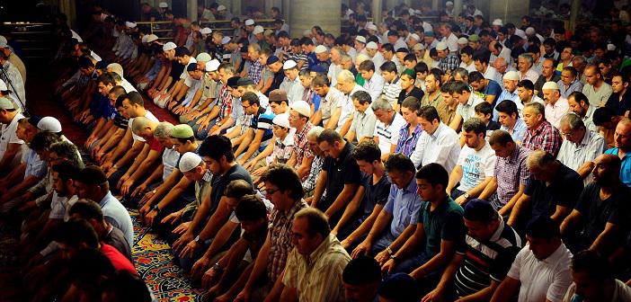 Kazâ Namazı Nasıl Kılınır?